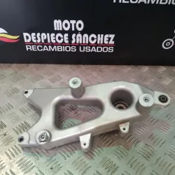 SOPORTE ESCAPE Y RUEDA SYM...