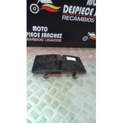 TAPA DE GUANTERA PIAGGIO...