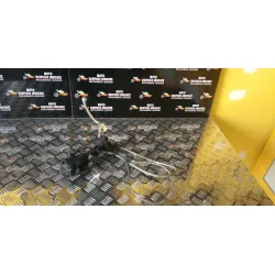 PINZA DELANTERA CON BOMBA...