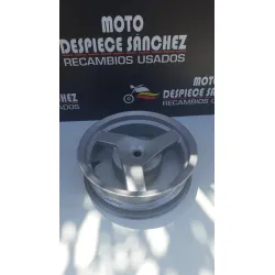 LLANTA TRASERA PEUGEOT...