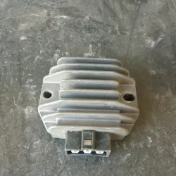 REGULADOR DE CORRIENTE...