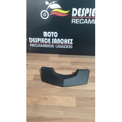 TAPA BAJO PIOTO  KYMCO...