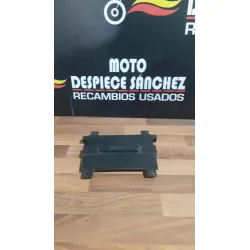 TAPA DE BATERIA  KYMCO...