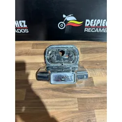 EMBELLECEDOR PILOTO TRASERO...