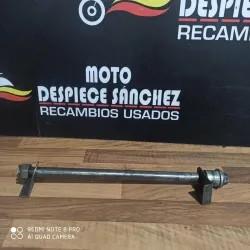EJE RUEDA TRASERA KAWASAKI...