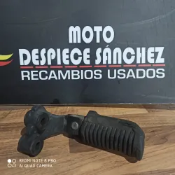 ESTRIBERA DELANTERA DERECHA...