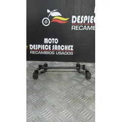 SOPORTE DE MOTOR RIEJU...