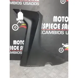 TAPA  LATERAL DELANTERA...