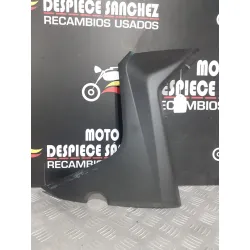 TAPA LATERAL DELANTERA...