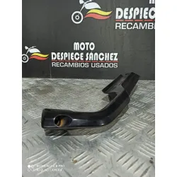 ASIDERO TRASERO DERECHO...