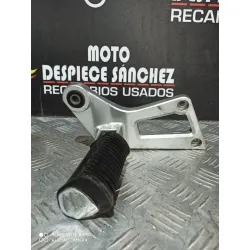 ESTRIBERA TRASERA DERECHA...