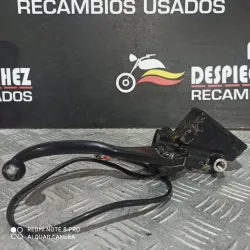 BOMBA DE FRENO DELANTERO...