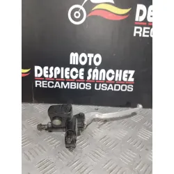 BOMBA DE FRENO DELANTERO...
