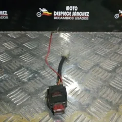 CAJA DE FUSIBLE APRILIA...