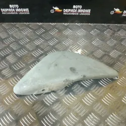 TAPA LATERAL DERECHA BAJO...