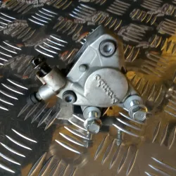 PINZA DE FRENO DELANTERA...