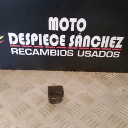 RELÉ DE ARRNQUE  APRILIA SR...