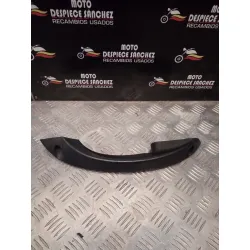 AGARRADERA TRASERA DERECHA...