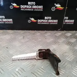 REPOSAPIE IZQUIERDO CON...