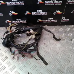 INTALACION ELECTRICA DERBI...