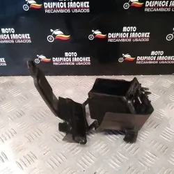 CAJA DE BATERIA HONDA DYLAN