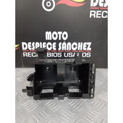 CAJA DE BATERIA KYMCO...