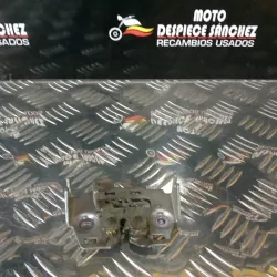 CERRADURA DE ASIENTO HONDA PCX