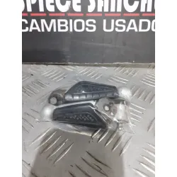 REPOSAPIES TRASEROS KEEWAY...