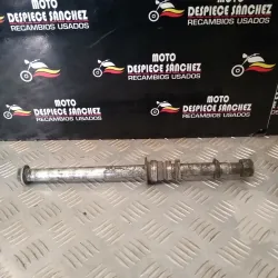 EJE RUEDA TRASERA HONDA VFR...