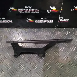 CUBRE CADENAS KSR  TW 125 XSM