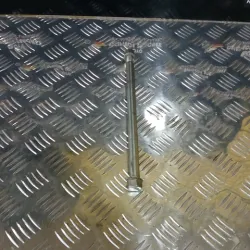 EJE RUEDA DELANTERA PEUGEOT...