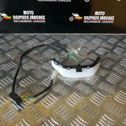 LUZ FRONTAL PEUGEOT KISBEE...