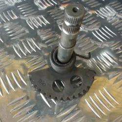 PIÑON PEDAL DE ARRANQUE...