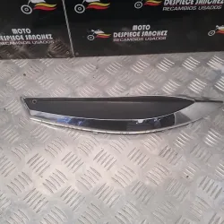 EMBELLECEDOR TRASERO...