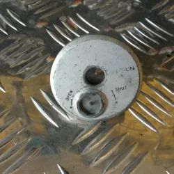 EMBELLECEDOR LLAVE CONTACTO...