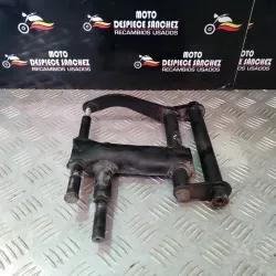 SOPORTE DE MOTOR PIAGGIO...