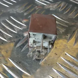 RELE DE ARRANQUE PIAGGIO...