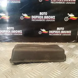 TAPA DE BATERIA PIAGGIO...