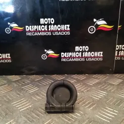 GANCHO DE CONTRA ESCUDO...