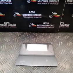 TAPA COFRE PIAGGIO X 8