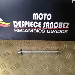 EJE DE RUEDA DELANTERA...