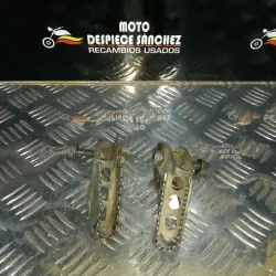 POSAPIES DELANTEROS RIEJU...