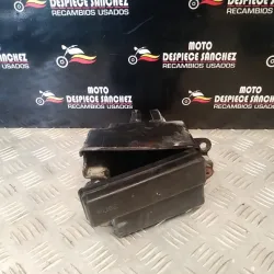 CAJA DE BATERIA  SUZUKI...