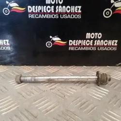 EJE RUEDA DELANTERA  SUZUKI...