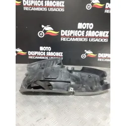 PASO DE RUEDA TRASERA BMW F...