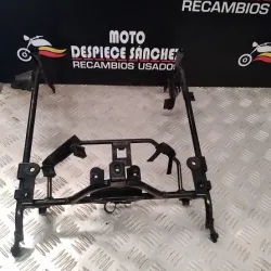 ARAÑA SUZUKI BURGMAN 250  2005