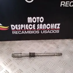 EJE RUEDA DELANTERA SUZUKI...