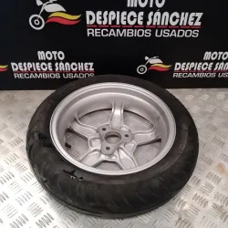 RUEDA TRASERA CON CUBIERTA...