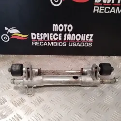 SOPORTE MOTOR SUZUKI...