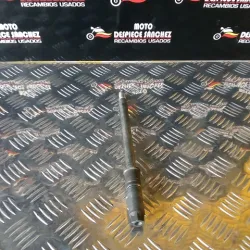 EJE RUEDA DELANTERA SUZUKI...